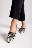 Μπαλαρίνες μυτερές με print TFP - Μπεζ/Μαύρο - thefashionproject.gr - TFP