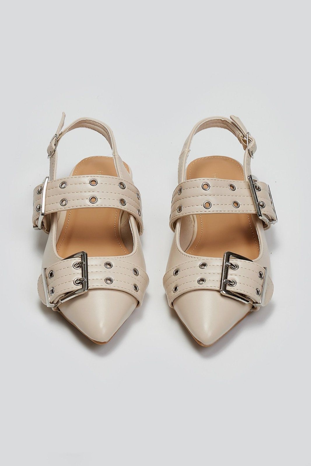 Μπαλαρίνες μυτερές με τοκάδες - Μπεζ - thefashionproject.gr - Ideal shoes