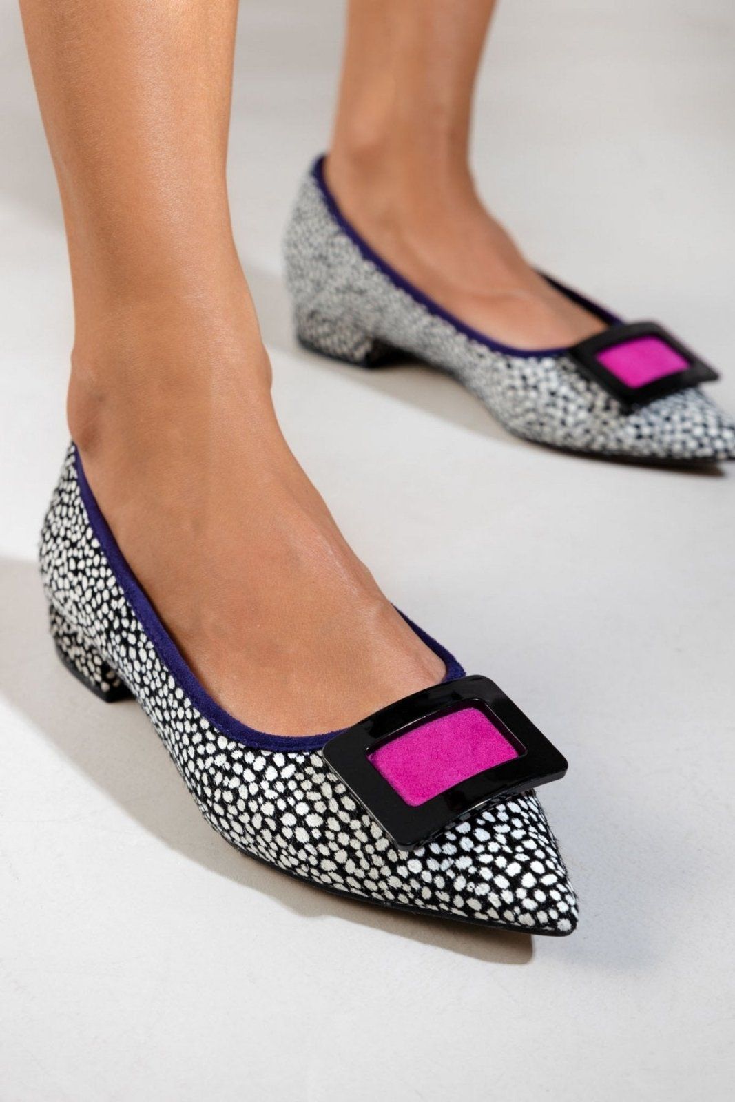 Μπαλαρίνες μυτερές ponyskin AZAREY - Μαύρο - thefashionproject.gr - AZAREY