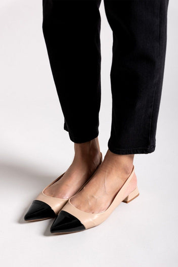Μπαλαρίνες μυτερές slingback - Μπεζ/Μαύρο - thefashionproject.gr - BOTEGGA 22