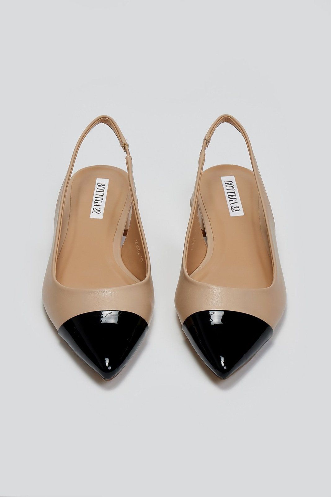 Μπαλαρίνες μυτερές slingback - Μπεζ/Μαύρο - thefashionproject.gr - BOTEGGA 22