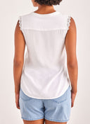Μπλούζα αμάνικη με δαντέλα ONLY 15157656 - Λευκό - thefashionproject.gr - ONLY