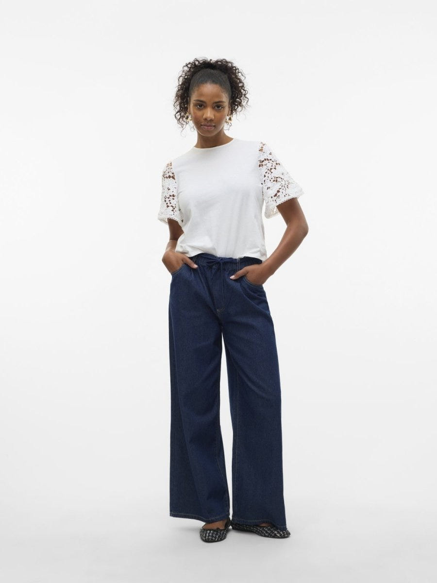 Μπλούζα με δαντέλα στα μανίκια Vero Moda 10329679 - Λευκό - thefashionproject.gr - VERO MODA