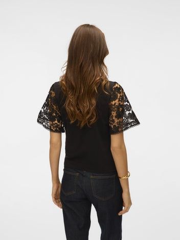 Μπλούζα με δαντέλα στα μανίκια Vero Moda 10329679 - Μαύρο - thefashionproject.gr - VERO MODA - 24102002003