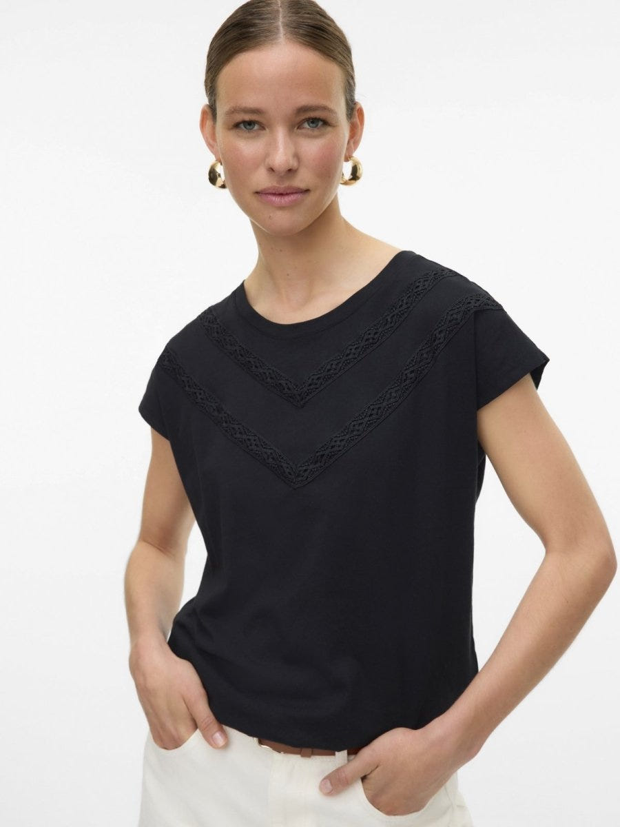 Μπλούζα με πλεκτή λεπτομέρεια Vero Moda 10329678 - Μαύρο - thefashionproject.gr - VERO MODA