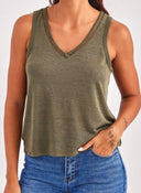 Μπλούζα με v cut ONLY 15320076 - Χακί - thefashionproject.gr - ONLY