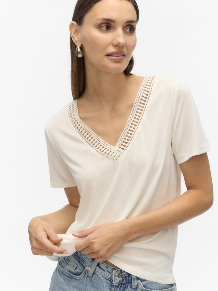 Μπλούζα v cut με σχέδιο Vero Moda 10329687 - Λευκό - thefashionproject.gr - VERO MODA