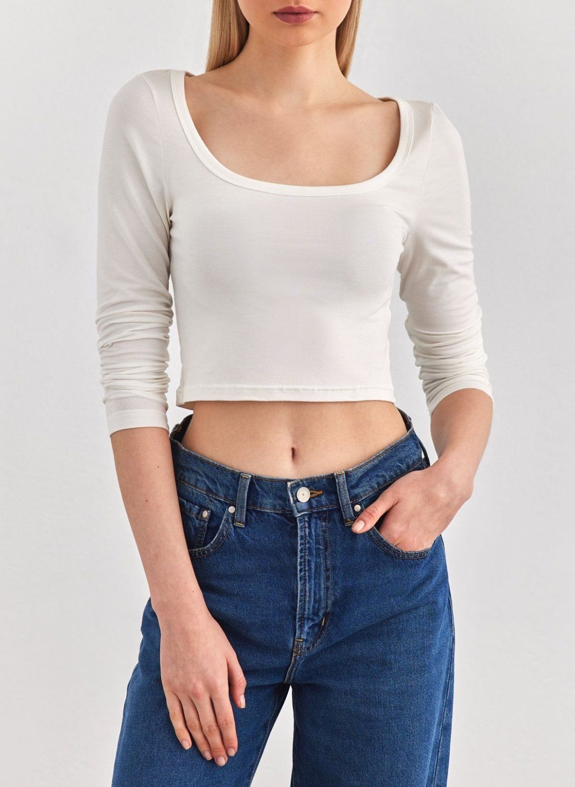 Μπλουζάκι μακρυμάνικο crop top Different - Shop 01 - 179 - Λευκό - thefashionproject.gr - DIFFERENT - SHOP