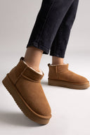 Μποτάκια αστραγάλου καστόρινα με συνθετική γούνα KELARA - Camel Suede - thefashionproject.gr - KELARA