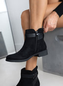 Μποτάκια αστραγάλου suede με ζωνάκι - Μαύρο - thefashionproject.gr - The Fashion Project