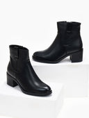 Μποτάκια casual με εξωτερικές ραφές - Μαύρο - thefashionproject.gr - MIRA & MAX