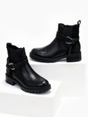 Μποτάκια casual με μεταλλικό στοιχείο ERYNN - Μαύρο - thefashionproject.gr - ERYNN