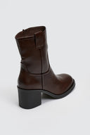 Μποτάκια casual με τακούνι - Καφέ - thefashionproject.gr - MARQUIIZ