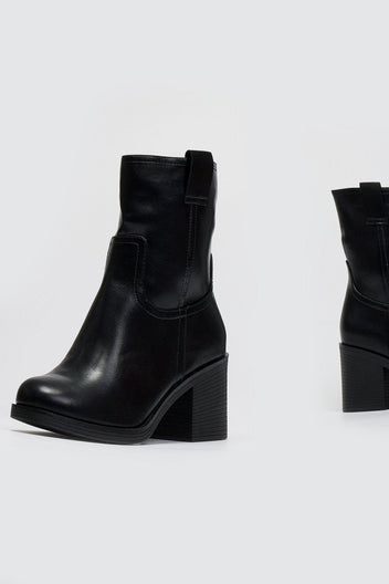 Μποτάκια casual με τακούνι - Μαύρο - thefashionproject.gr - MARQUIIZ