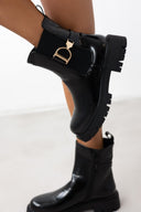 Μποτάκια chelsea λουστρίνι με τοκά - Μαύρο - thefashionproject.gr - The Fashion Project