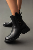 Μποτάκια chelsea με αγκράφα - Μαύρο - thefashionproject.gr - La Coquette