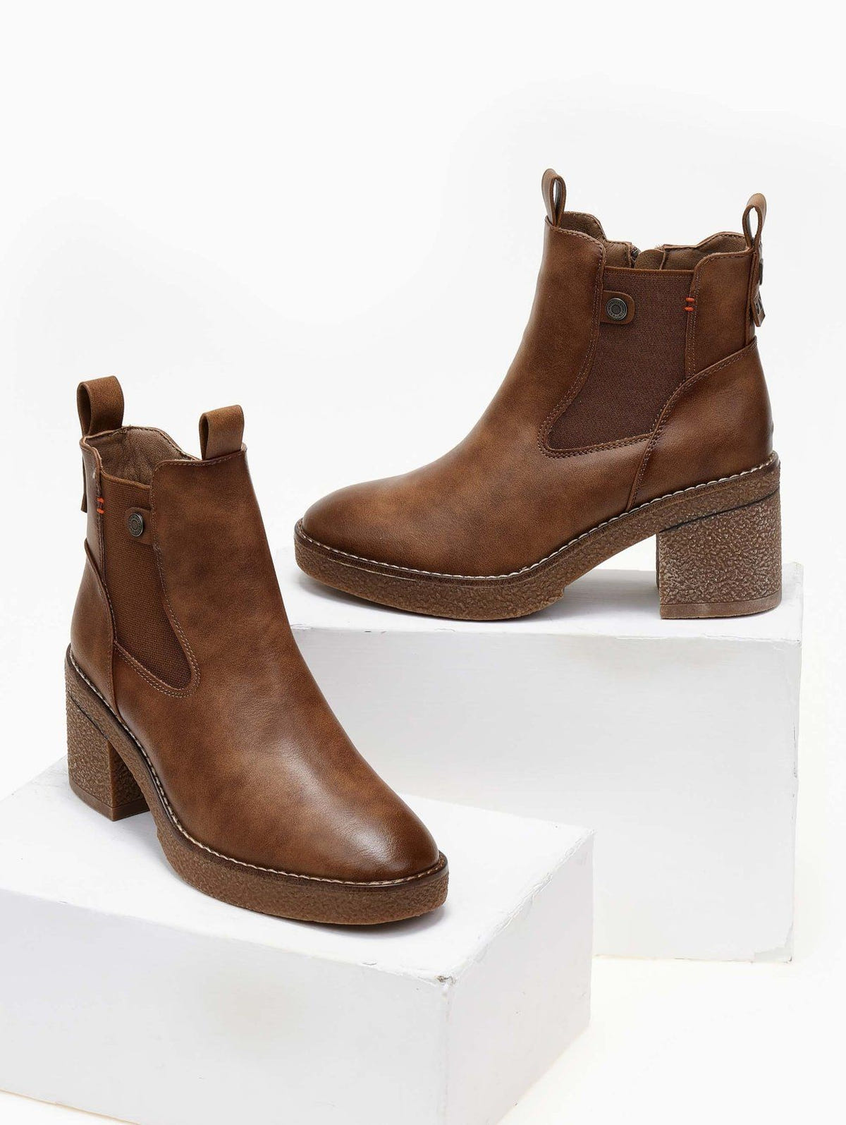 Μποτάκια chelsea με τακούνι Refresh 172008 - Τάουπε - thefashionproject.gr - Refresh