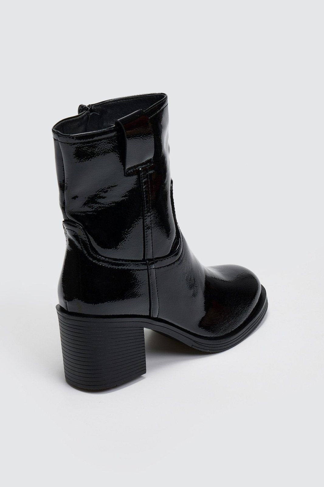 Μποτάκια λουστρίνι με τακούνι - Μαύρο - thefashionproject.gr - MARQUIIZ
