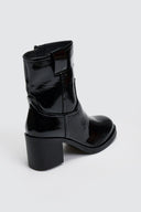 Μποτάκια λουστρίνι με τακούνι - Μαύρο - thefashionproject.gr - MARQUIIZ