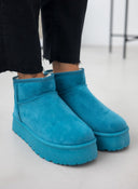 Μποτάκια με γούνα και ψηλή σόλα - Petrol - thefashionproject.gr - The Fashion Project
