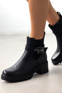 Μποτάκια με μεταλλικό τοκά - Μαύρο - thefashionproject.gr - The Fashion Project