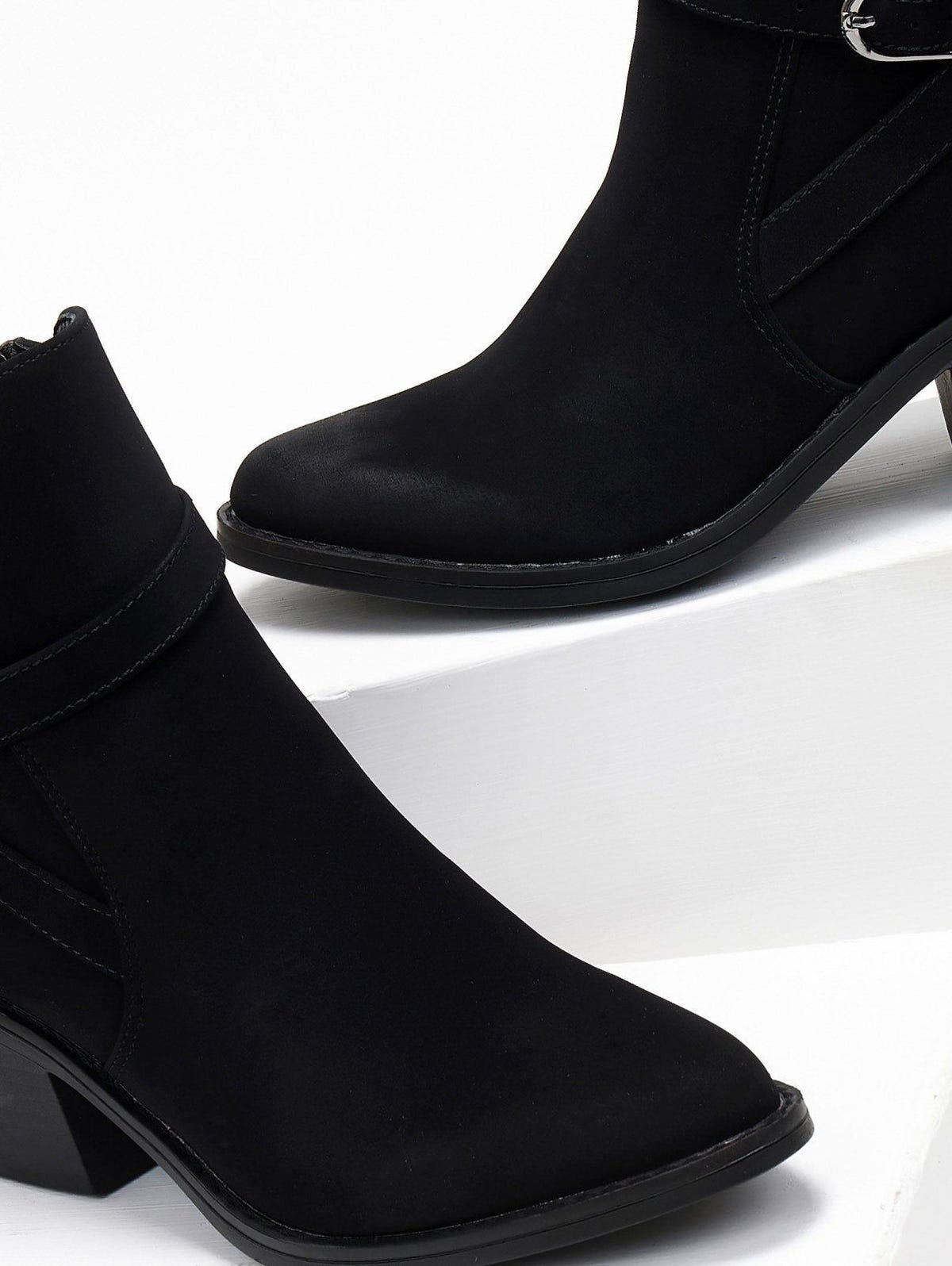 Μποτάκια με ξύλινο τακούνι Erynn - Μαύρο - thefashionproject.gr - ERYNN
