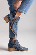Μποτάκια suede διάτρητα Xti 143959 - Μπλε jean - thefashionproject.gr - Xti Footwear