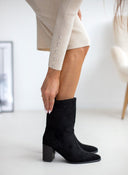 Μποτάκια suede με τακούνι - Μαύρο - thefashionproject.gr - The Fashion Project