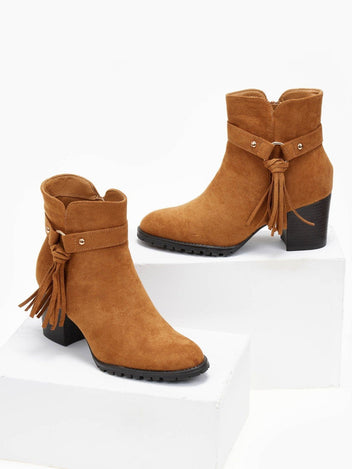 Μποτάκια suede με ζωνάκι και κρόσσια - Κάμελ - thefashionproject.gr - The Fashion Project
