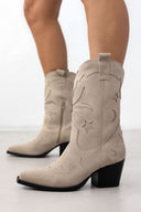 Μπότες cowboy καστόρινες PIECES 17152208 - Μπεζ - thefashionproject.gr - PIECES
