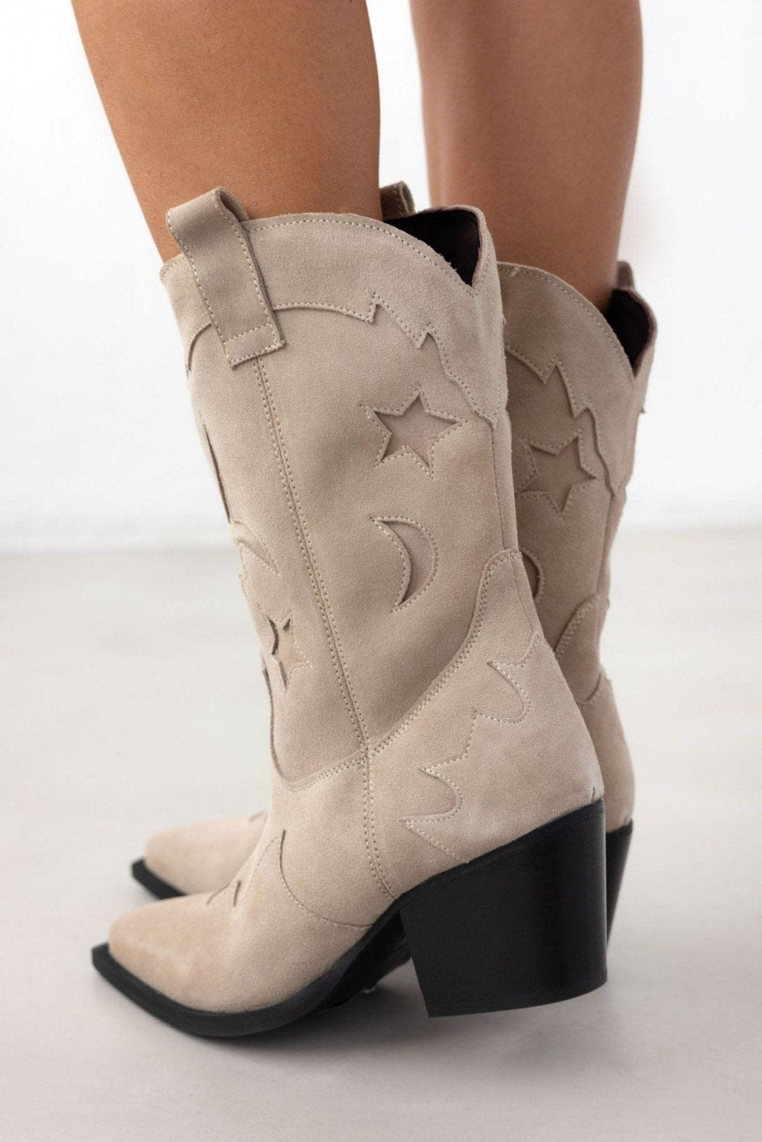 Μπότες cowboy καστόρινες PIECES 17152208 - Μπεζ - thefashionproject.gr - PIECES
