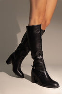 Μπότες με μικρό τοκά - Μαύρο - thefashionproject.gr - Sixth Sens