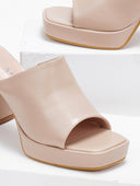 Mules ανοιχτά με φιάπα - Nude - thefashionproject.gr - CM Paris