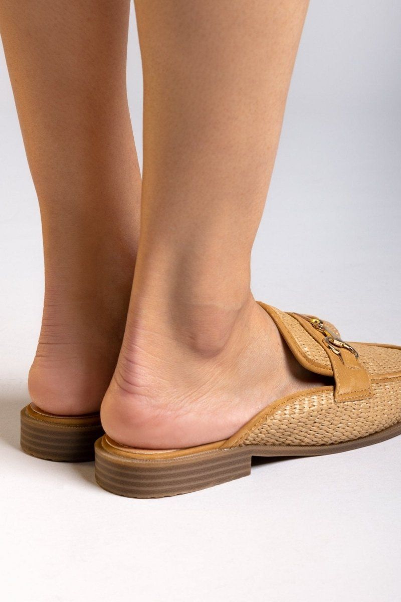 Mules από ψάθα ERYNN - Κάμελ - thefashionproject.gr - ERYNN
