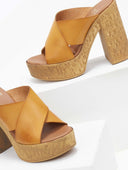 Mules crossover δερμάτινα με φελλό - Κάμελ - thefashionproject.gr - Estil