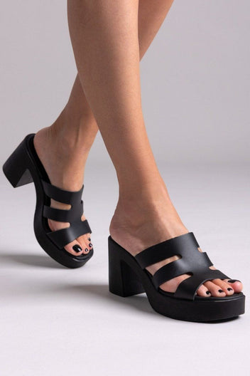 Mules δερμάτινα με ανοίγματα Estil - Μαύρο - thefashionproject.gr - Estil