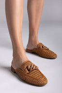 Mules δερμάτινα με ψάθα CARMELA 162311 - Κάμελ - thefashionproject.gr - CARMELA
