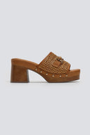 Mules δερμάτινα με ψάθα CARMELA 162334 - Κάμελ - thefashionproject.gr - CARMELA