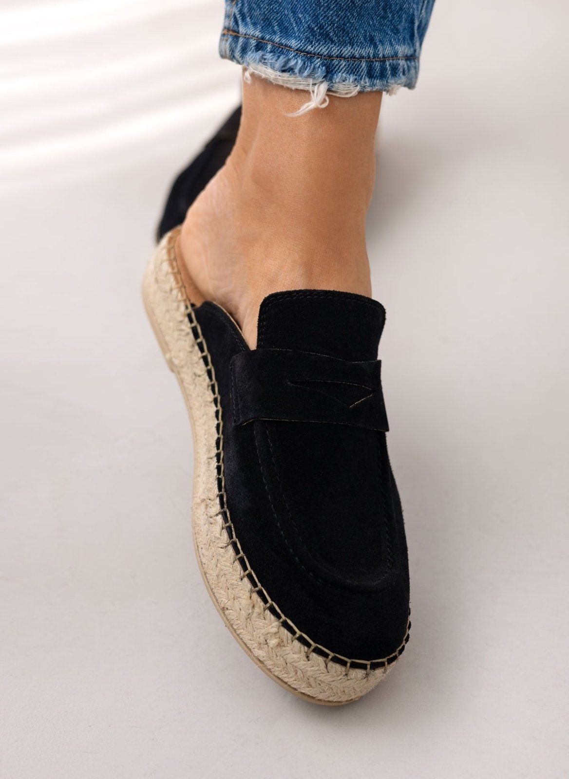 Mules καστόρινα με σχοίνινη σόλα Ragazza 0237 - Μαύρο - thefashionproject.gr - RAGAZZA