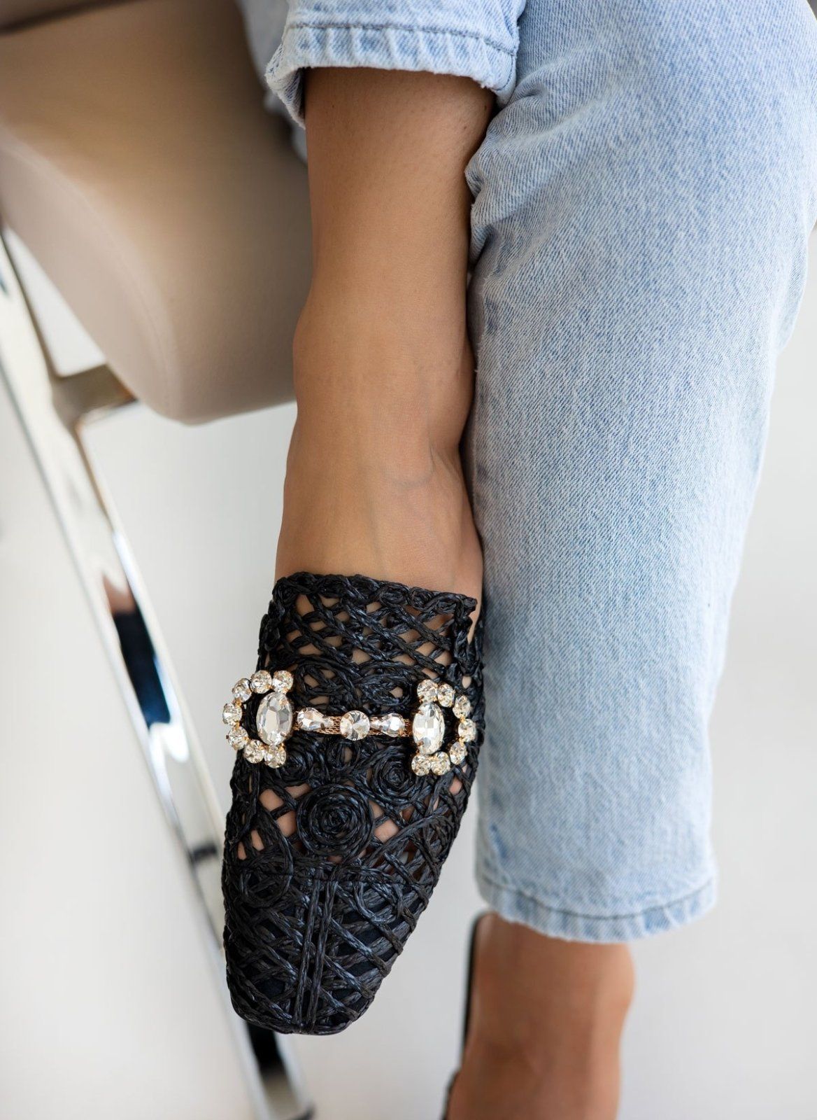 Mules κλειστά από ψάθα - Μαύρο - thefashionproject.gr - ERYNN