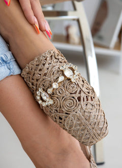 Taupe