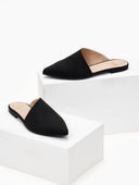 Mules κλειστά με ασύμμετρη φάσα estil - Μαύρο - thefashionproject.gr - Estil