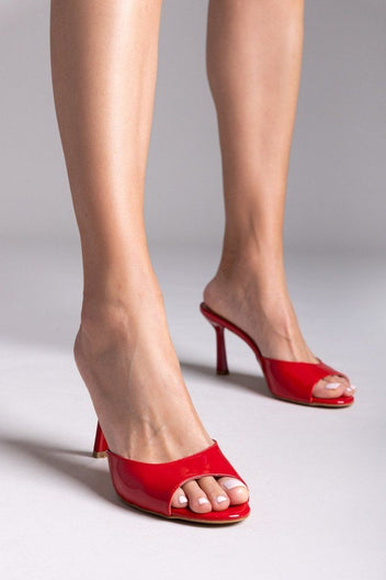 Mules λουστρίνι με λεπτό τακούνι TFP - Κόκκινο - thefashionproject.gr - TFP