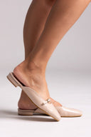 Mules λουστρίνι με λουράκι TFP - Nude - thefashionproject.gr - TFP