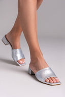 Mules με pattern TFP - Ασημί - thefashionproject.gr - TFP