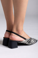 Mules με πλεκτό σχέδιο CORINA - Λευκό/Μαύρο - thefashionproject.gr - CORINA