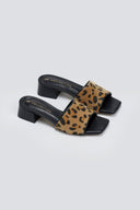 Mules με ponyskin φάσα και print TFP - Leopard - thefashionproject.gr - TFP