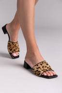 Mules με ponyskin φάσα και print TFP - Leopard - thefashionproject.gr - TFP