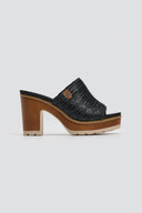 Mules με ψάθινη φάσα Refresh 172703 - Μαύρο - thefashionproject.gr - Refresh