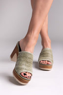 Mules με ψάθινη φάσα Refresh 172703 - Μέντα - thefashionproject.gr - Refresh